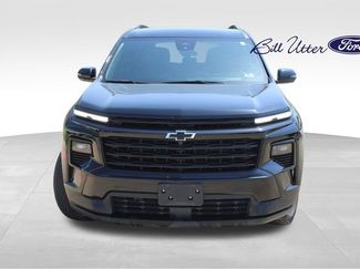 Used 2025 Chevrolet Traverse LT w/ Midnight/Sport Edition FWD video 2