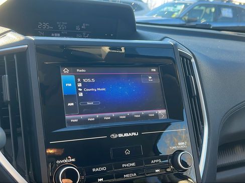 Certified 2022 Subaru Crosstrek 2.0i image 15