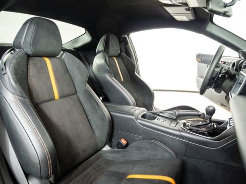 Used 2023 Toyota GR86 10th Anniversary SE image 17