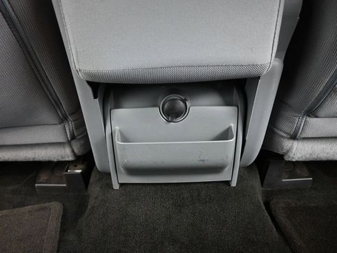 Used 2013 Ford F150 XLT w/ Mid Equipment Group image 19