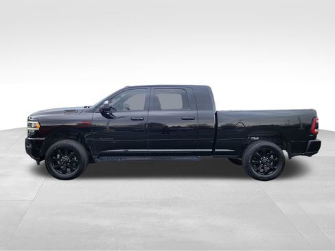 Used 2022 RAM 3500 Big Horn w/ Level C Equiment Group AWD/4WD image 4