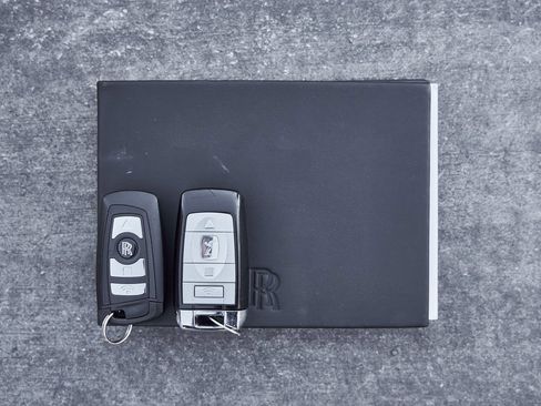 Used 2015 Rolls-Royce Wraith image 70