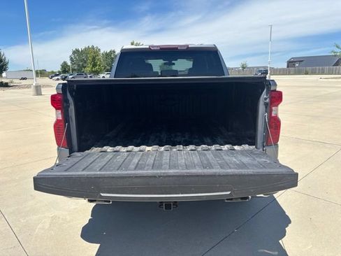 Used 2021 Chevrolet Silverado 1500 LT AWD/4WD image 26