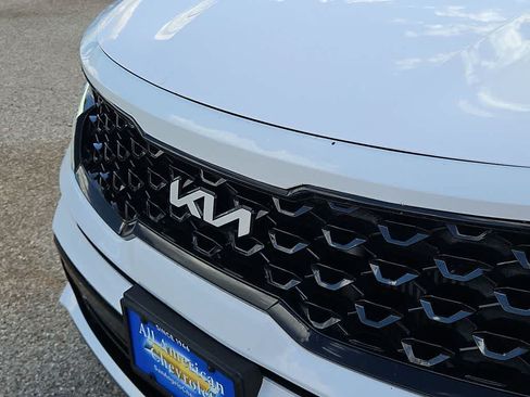 Used 2023 Kia Sorento SX AWD/4WD image 13
