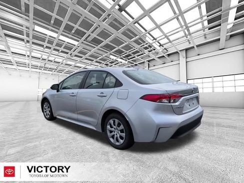 Used 2024 Toyota Corolla LE FWD image 6