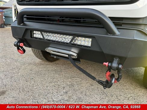 Used 2017 Toyota Tacoma TRD Off-Road w/ Tow Package image 26