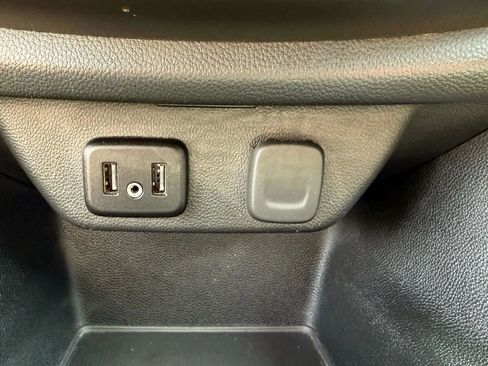 Used 2020 Chevrolet Traverse LS AWD/4WD image 24