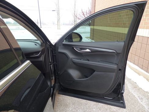 Used 2023 Buick Envision Preferred w/ Premium Seat Package image 40