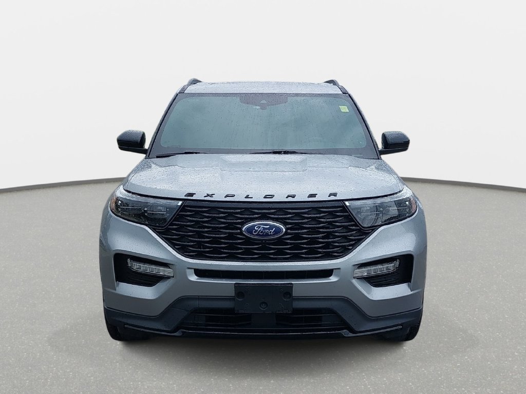 Used 2023 Ford Explorer ST-Line w/ Class IV Trailer Tow Package RWD image 2
