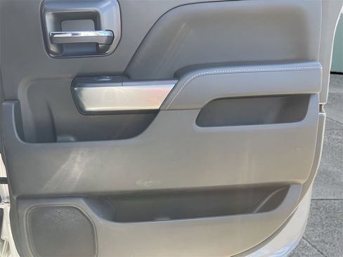 Used 2018 Chevrolet Silverado 1500 LT w/ All Star Edition image 37