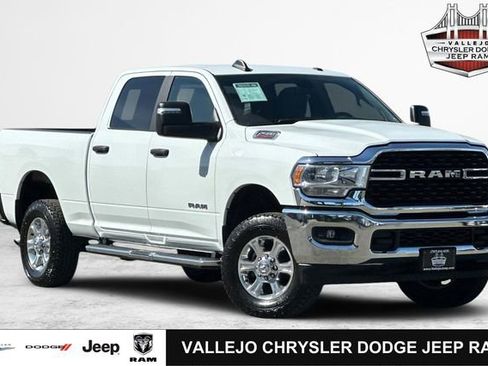 Used 2024 RAM 2500 Big Horn image 1