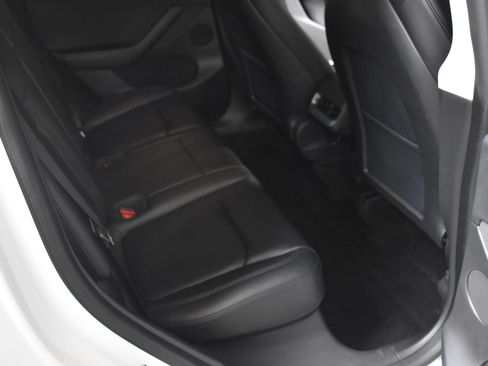 Used 2021 Tesla Model Y Performance AWD/4WD image 13
