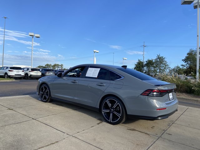 Used 2023 Honda Accord Sport image 8