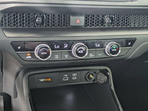 Used 2025 Honda CR-V Sport image 22