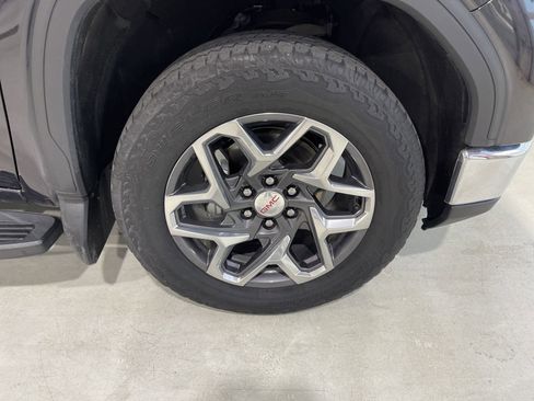 Used 2023 GMC Sierra 1500 SLT w/ SLT Premium Package image 10