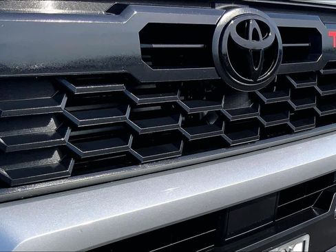 Used 2024 Toyota Tacoma TRD Sport image 29