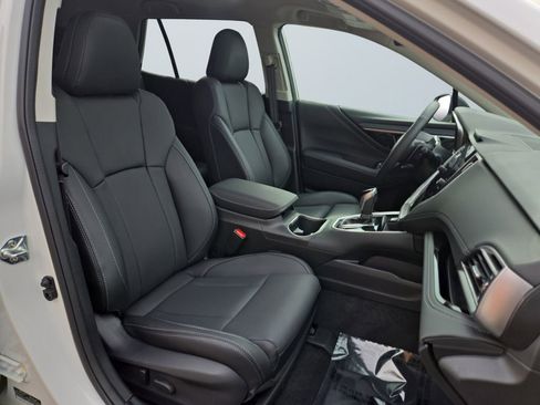 Certified 2025 Subaru Outback Limited AWD/4WD image 15
