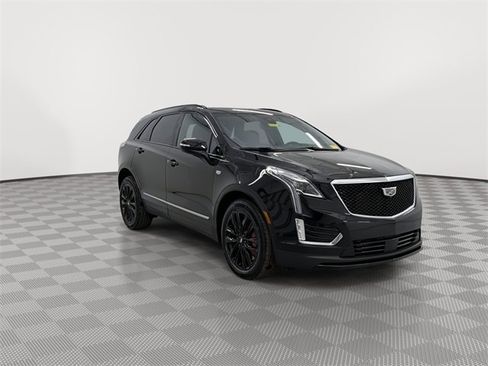 Certified 2024 Cadillac XT5 Sportv w/ Technology Package image 13