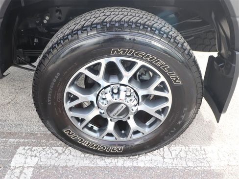 Certified 2020 Ford F250 Lariat w/ Lariat Ultimate Package image 14