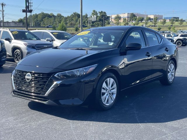 Used 2025 Nissan Sentra S FWD image 3