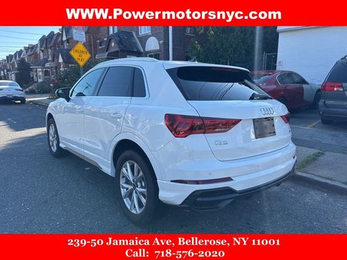 Used 2022 Audi Q3 2.0T Premium w/ Convenience Package image 3