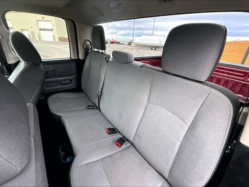 Used 2024 RAM 1500 Classic SLT image 27