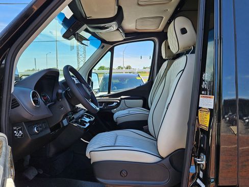 New 2025 Mercedes-Benz Sprinter 3500 image 15