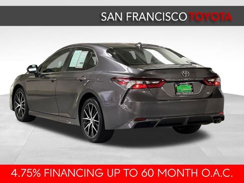 Certified 2024 Toyota Camry SE image 3