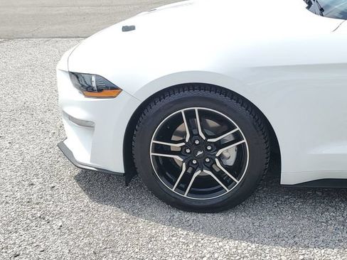 Used 2018 Ford Mustang Coupe w/ Equipment Group 101A RWD image 8