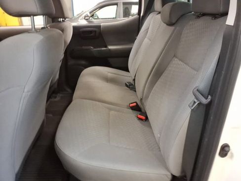 Used 2023 Toyota Tacoma SR AWD/4WD image 11