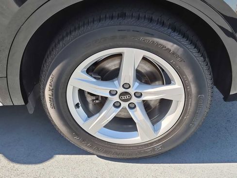 Certified 2024 Audi Q5 2.0T Premium w/ Convenience Package image 12