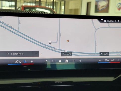 Certified 2025 BMW 530i image 20