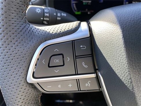 New 2026 Toyota Sienna Limited image 17