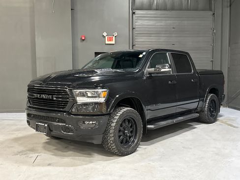Used 2021 RAM 1500 Laramie AWD/4WD image 3