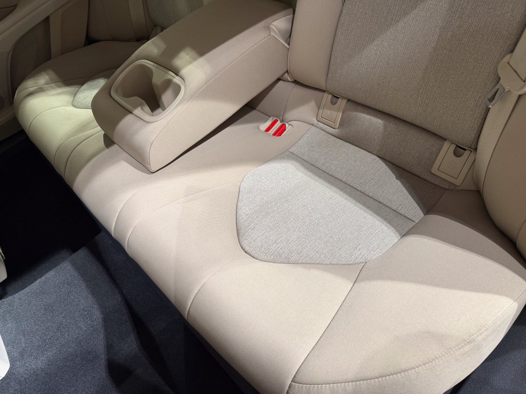 Certified 2023 Toyota Camry LE FWD image 18