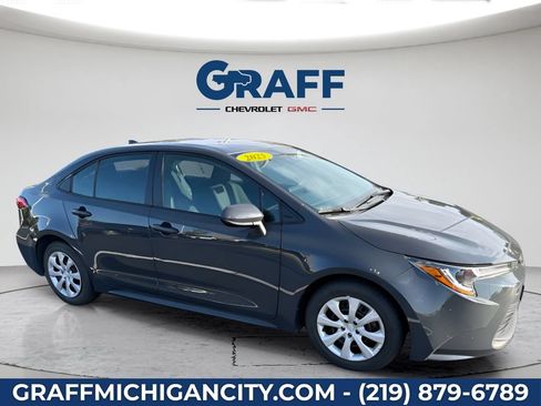 Used 2025 Toyota Corolla LE FWD image 7