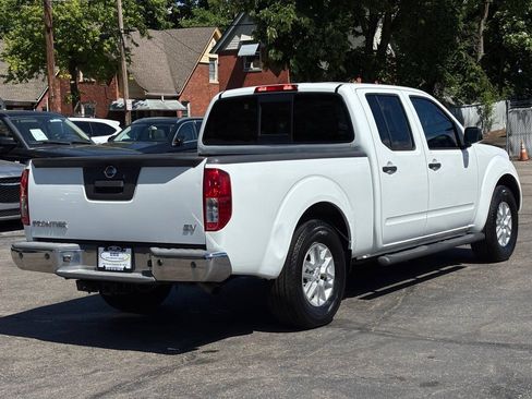 Used 2016 Nissan Frontier SV w/ SV Value Truck Package RWD image 6