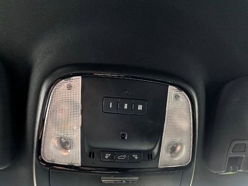 Used 2023 Dodge Durango GT AWD/4WD image 17