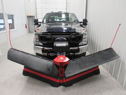 Used 2022 Ford F250 XL w/ Power Equipment Group AWD/4WD image 9