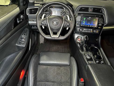 Used 2017 Nissan Maxima SR w/ Midnight Edition image 32