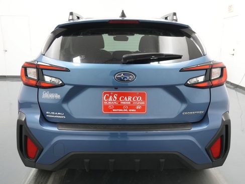 Used 2024 Subaru Crosstrek 2.0i Premium AWD/4WD image 8