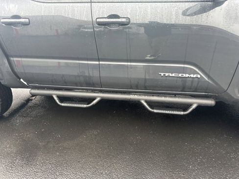 Used 2024 Toyota Tacoma SR5 image 9