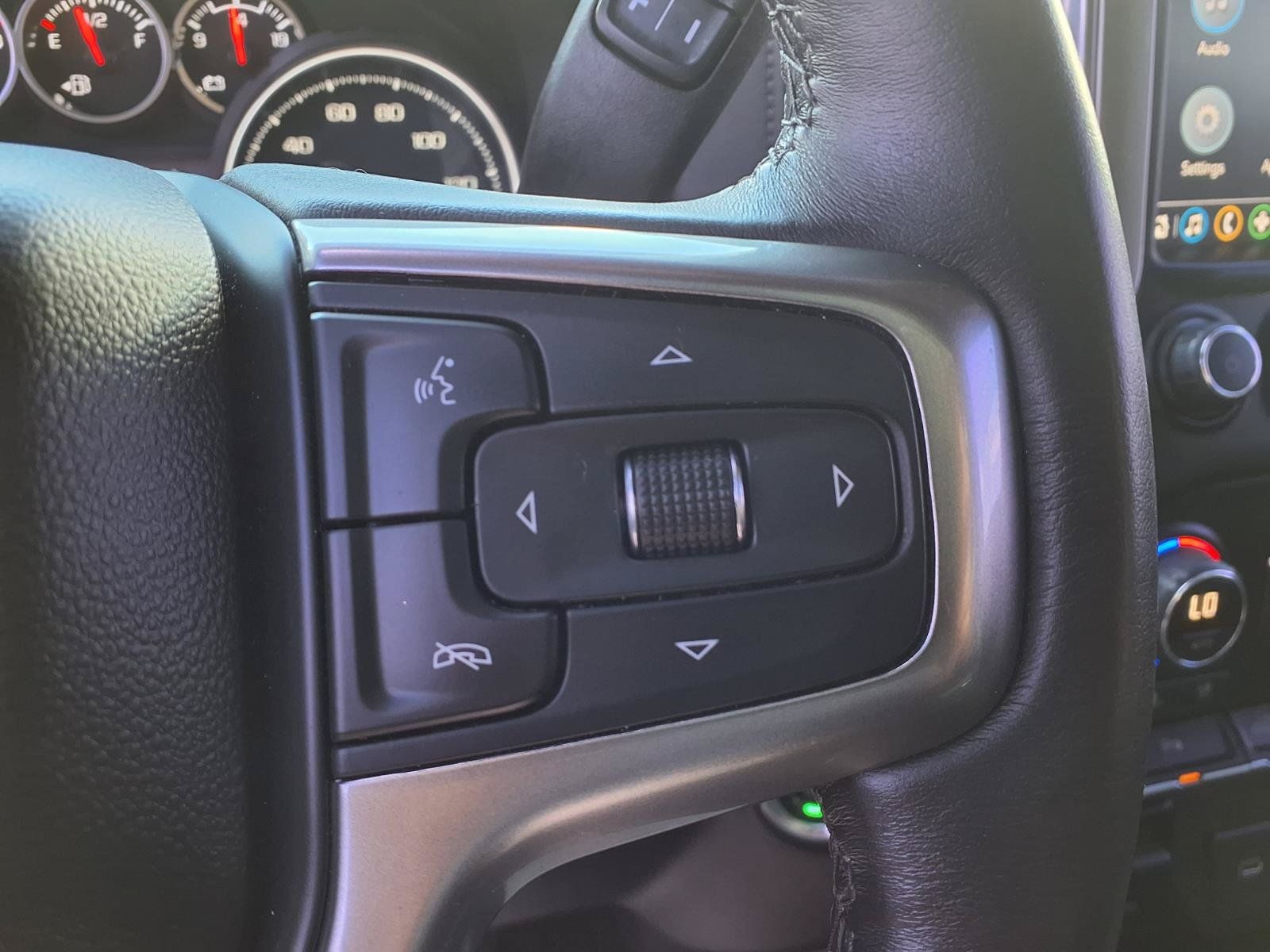 Used 2021 Chevrolet Silverado 1500 LTZ AWD/4WD image 18