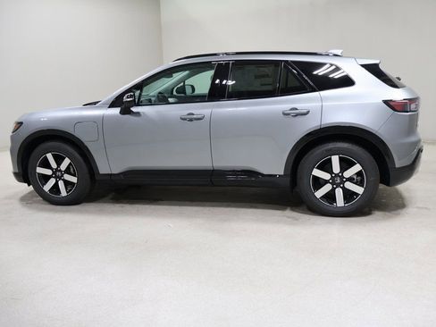 New 2025 Honda Prologue Touring image 4