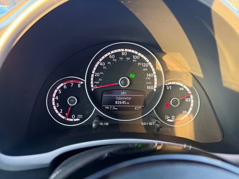 Used 2013 Volkswagen Beetle R-Line image 14