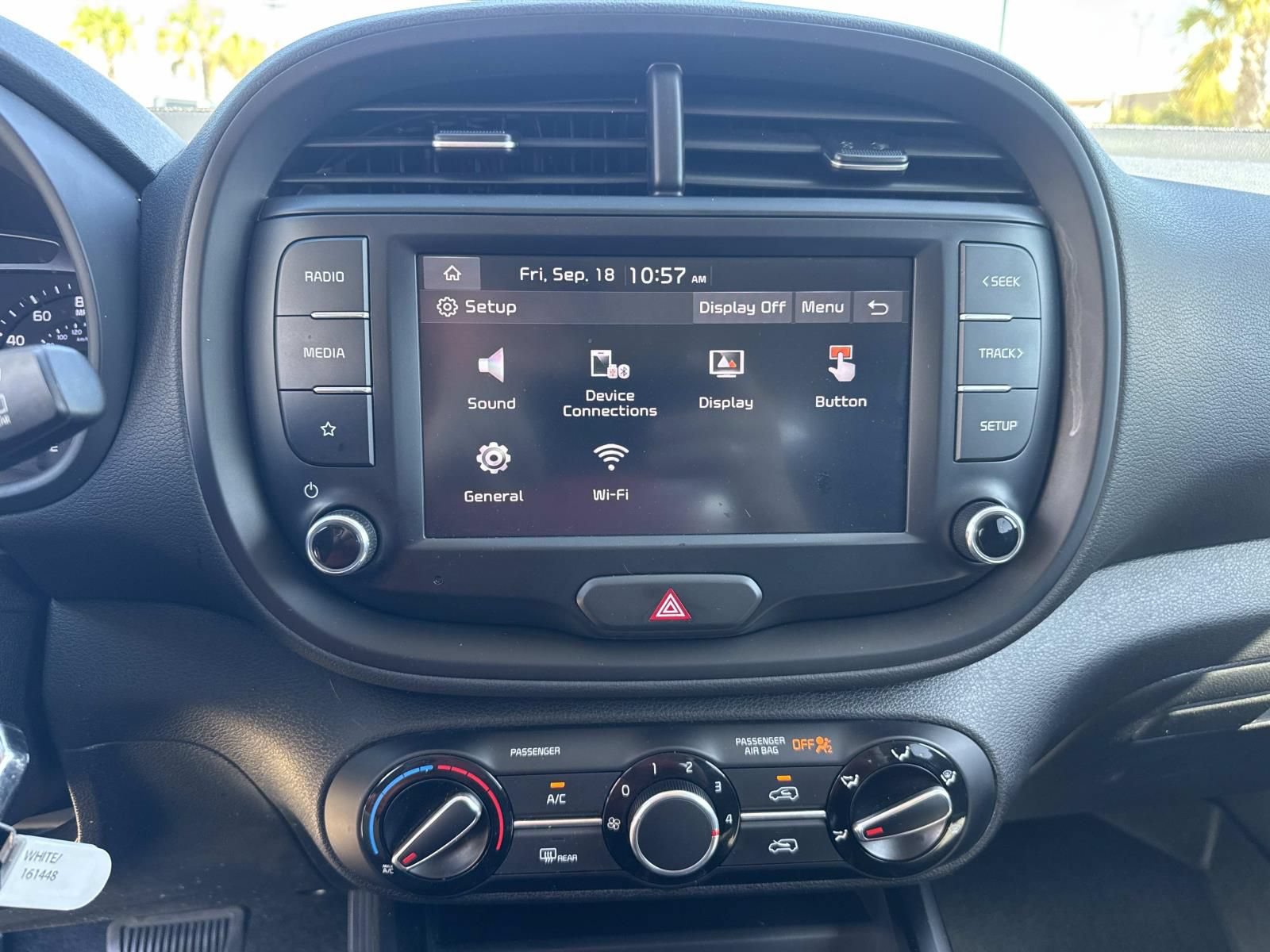 Used 2022 Kia Soul LX FWD image 25