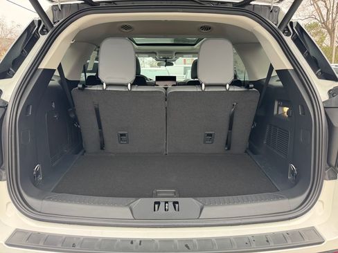 New 2026 Ford Explorer Active w/ Active Comfort Package image 10