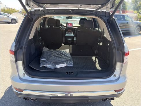 Used 2020 Lincoln Aviator Reserve w/ Equipment Group 201A AWD/4WD image 13