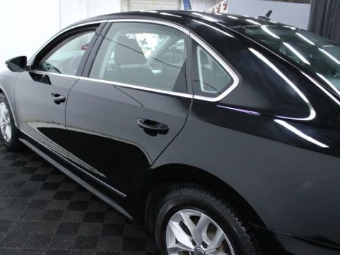 Used 2016 Volkswagen Passat 1.8T S image 13