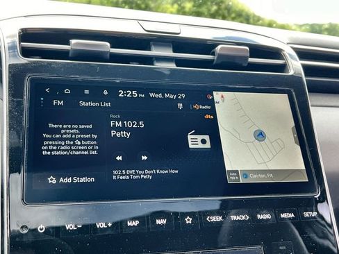 Used 2024 Hyundai Santa Cruz Limited image 13